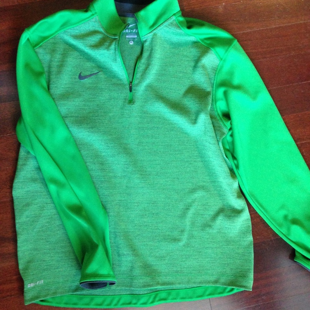 Nike men’s green heathered 1/4 zip pullover